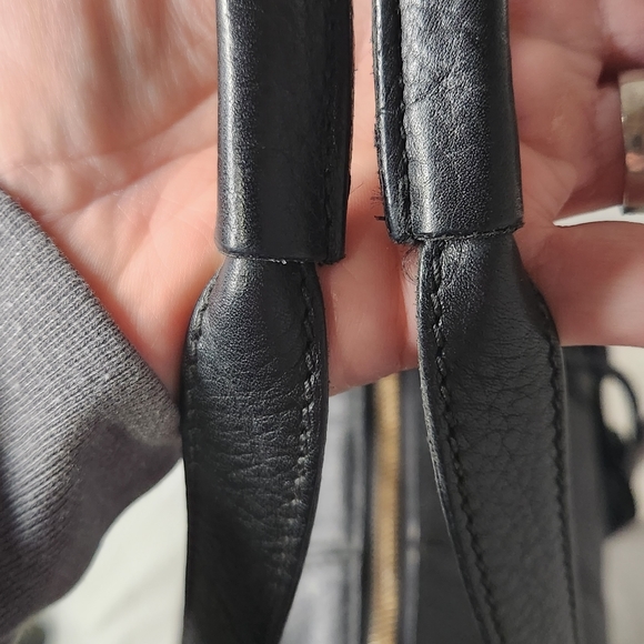 🔥RARE vntg. EUC GUCCI BLACK PEBBLED LEATHER BAG w/ATTACHED POUCH INSIDE + COA🔥 - Picture 6 of 13